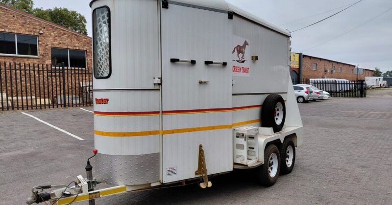 Pre-owned 2016 Venter Royal Horse-Box (Spotless) for sale